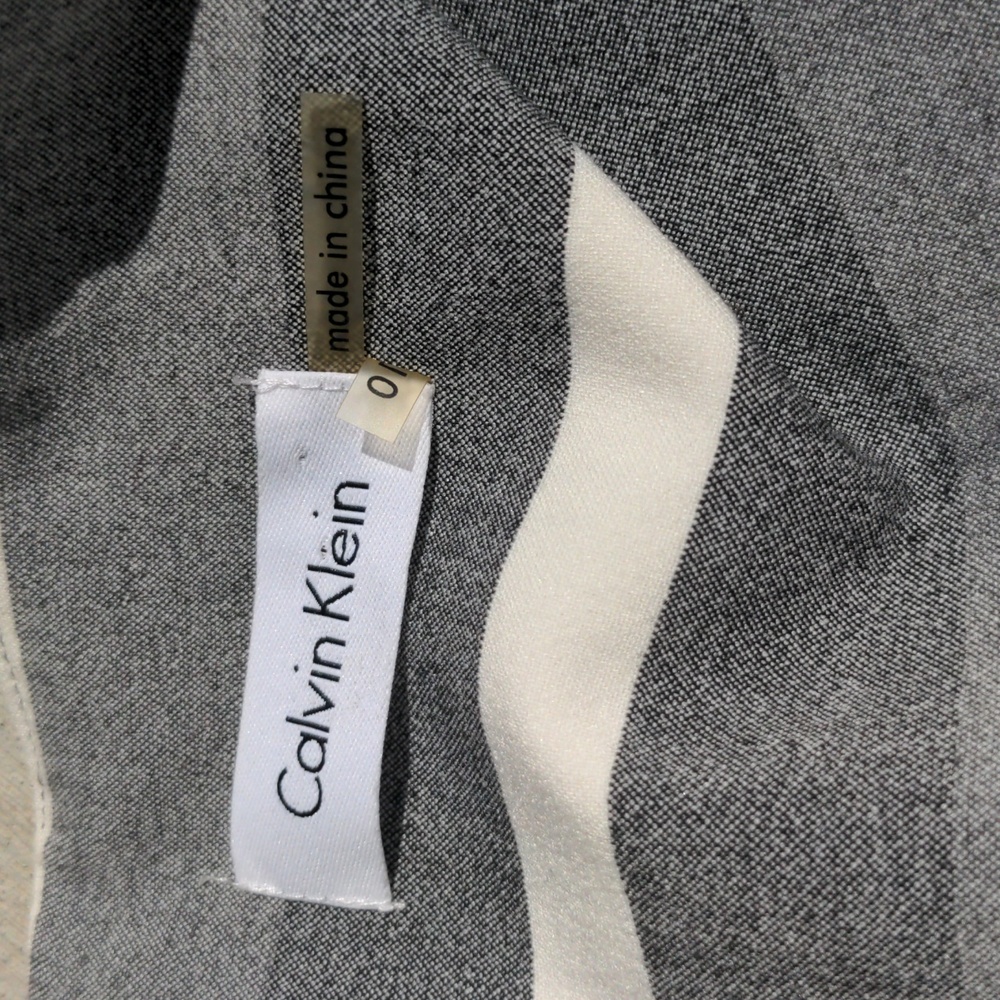 SOLD 💐Calvin Klein women's sheath dress grey white striped - Picture 7 of 8